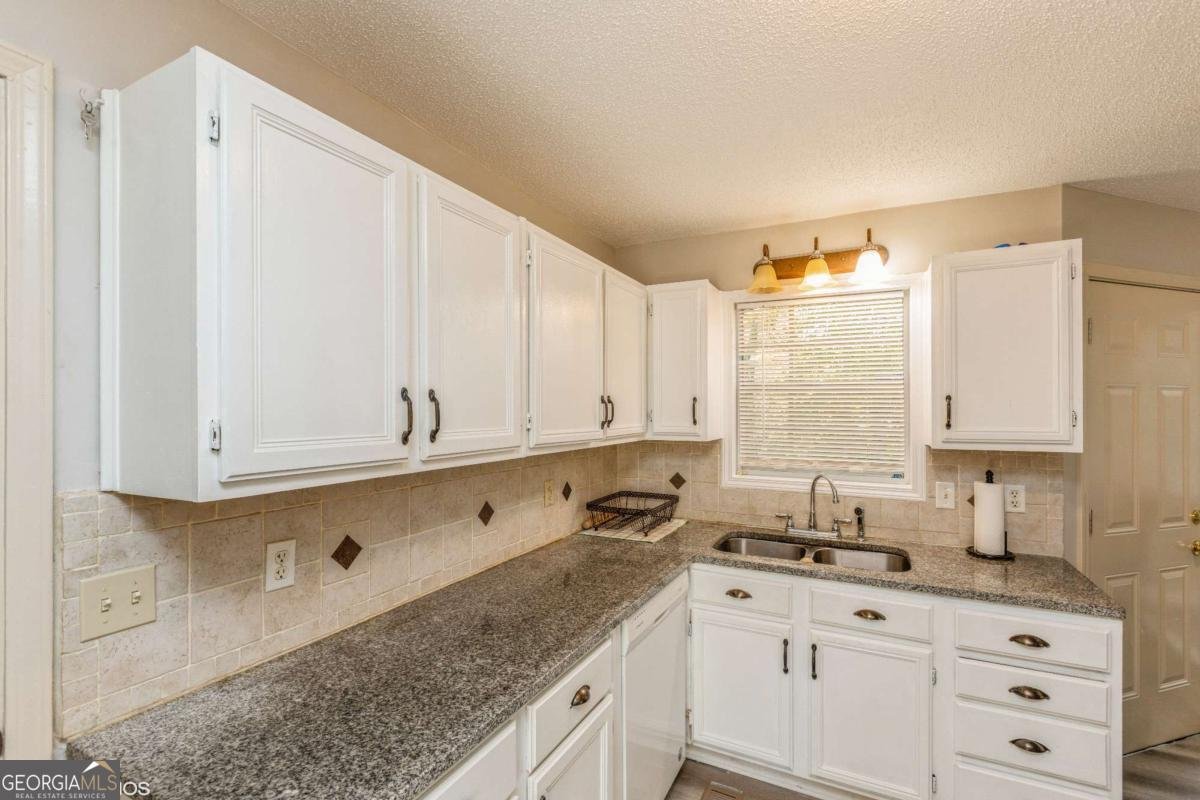 7490 Hunters Ridge Drive Douglasville - 5