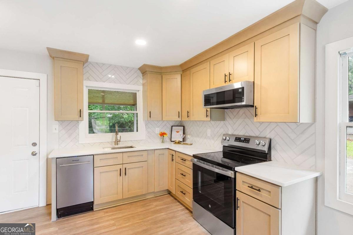 2260 Old Spring Road Smyrna - 3