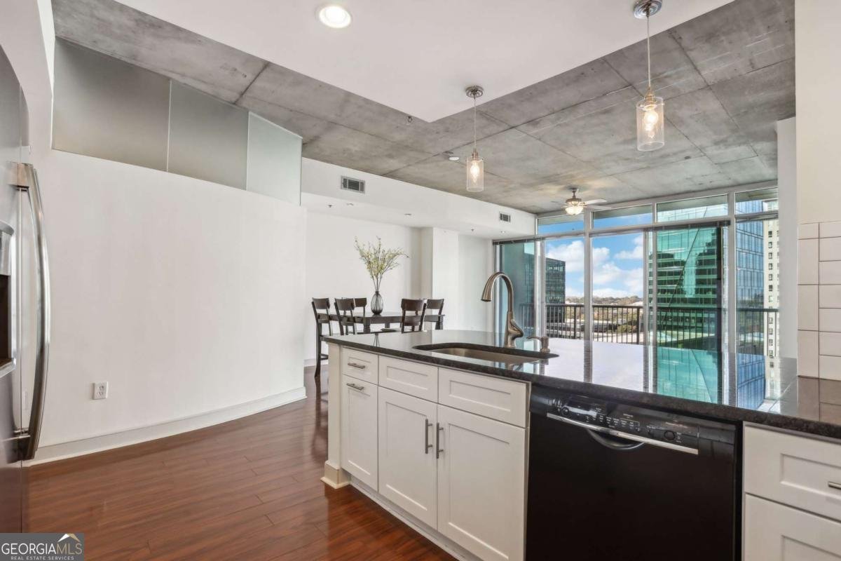 950 Peachtree Street Atlanta - 32