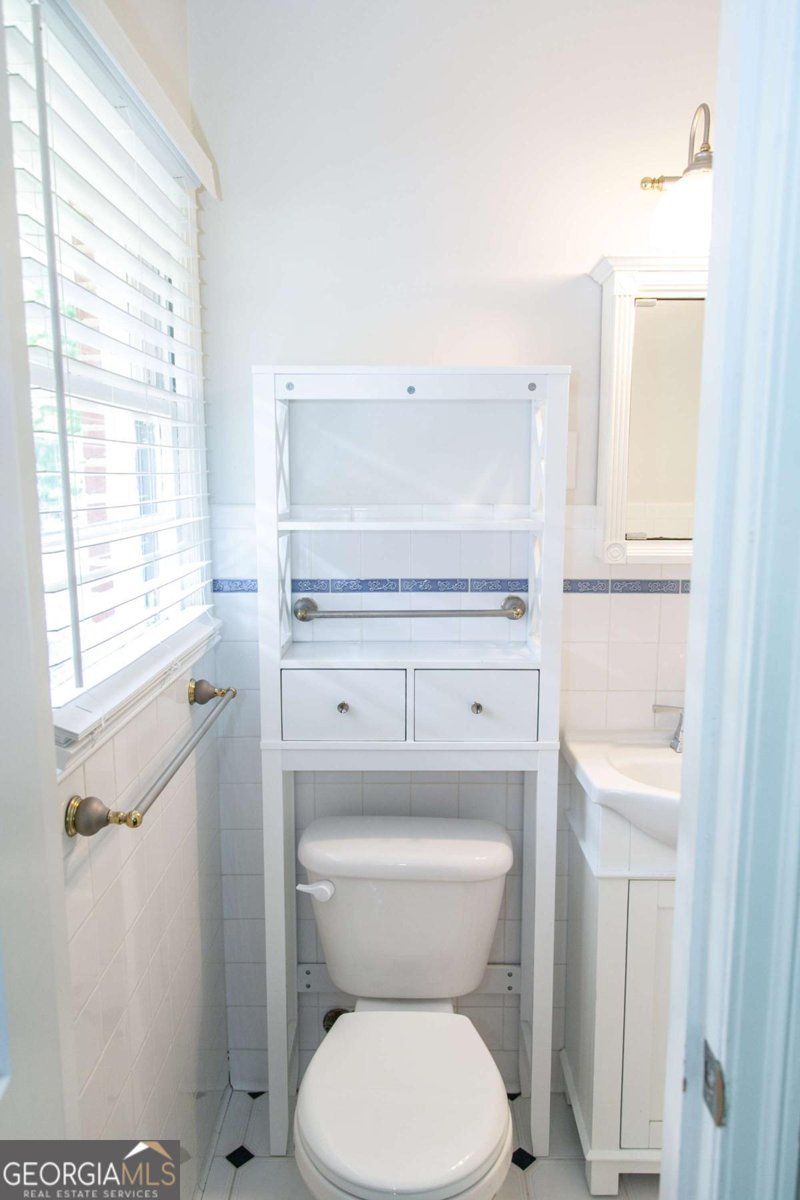 1468 N Amanda Circle Atlanta - 24
