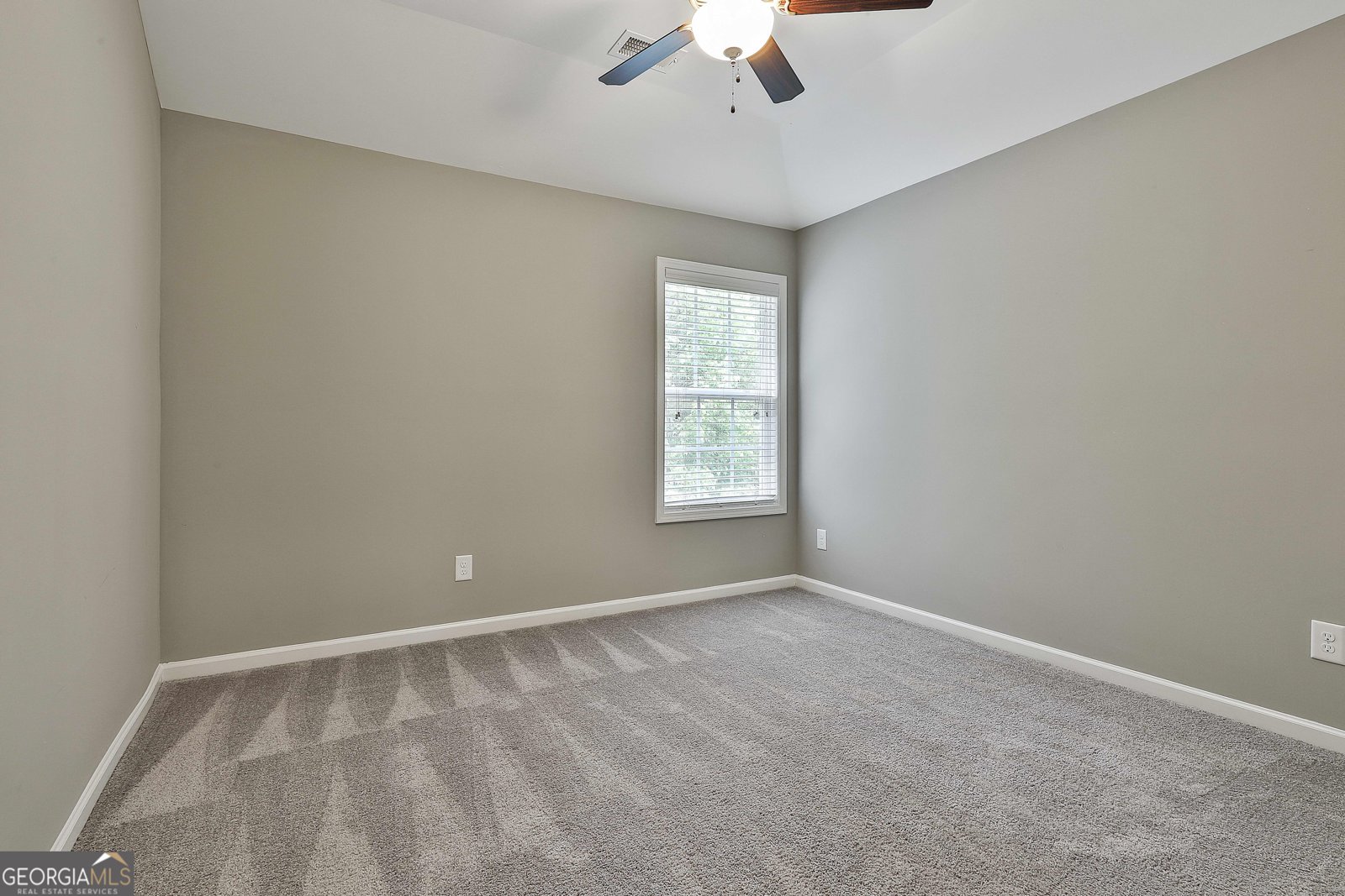 70 Pacific Avenue Sharpsburg - 48