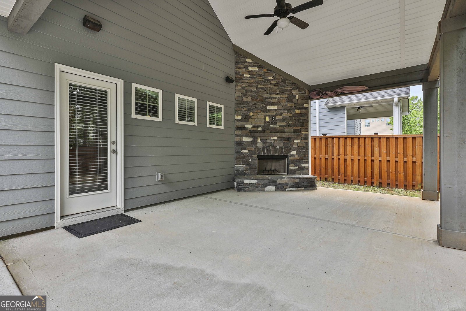 70 Pacific Avenue Sharpsburg - 52