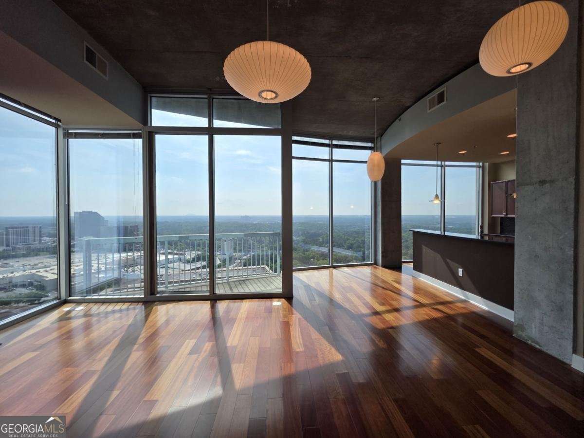 3324 Peachtree Road Atlanta - 1