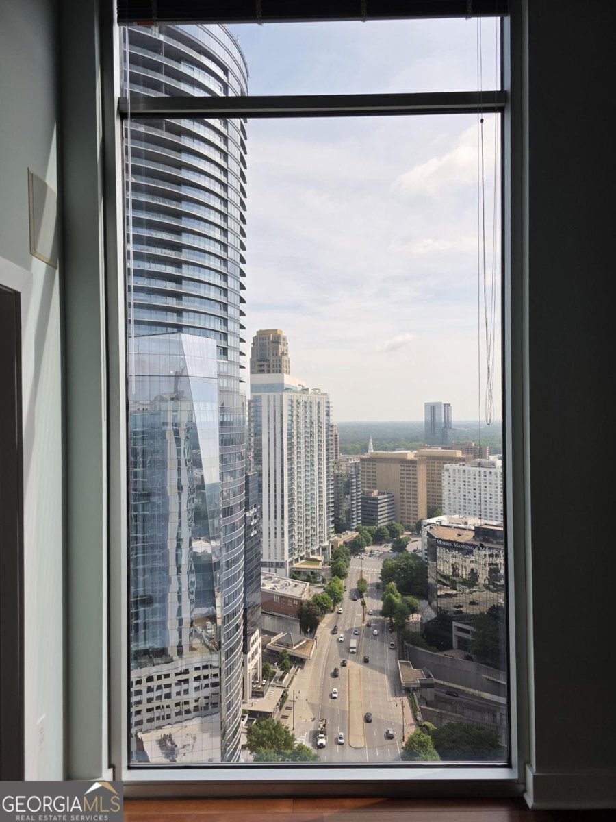 3324 Peachtree Road Atlanta - 24
