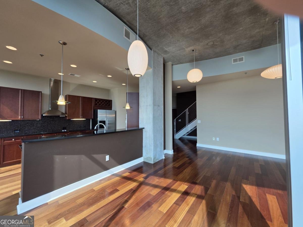 3324 Peachtree Road Atlanta - 3