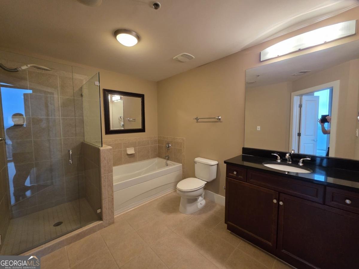 3324 Peachtree Road Atlanta - 37
