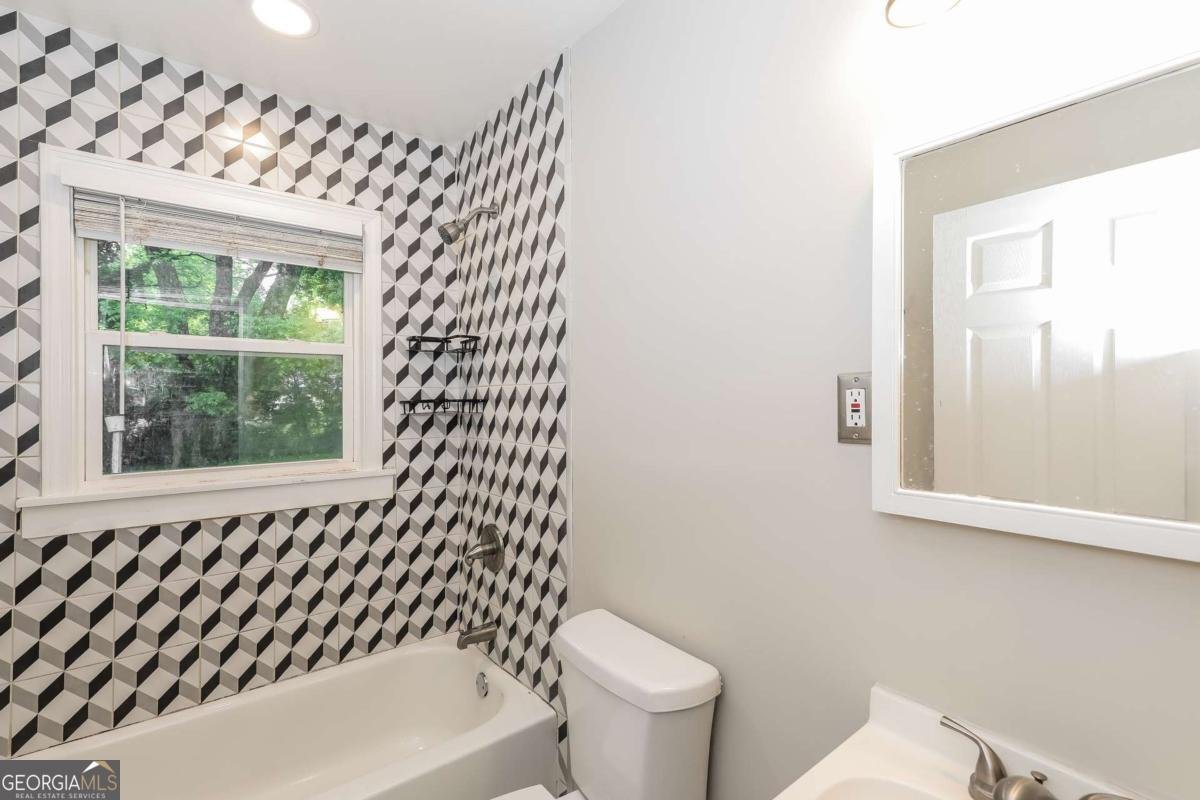 823 Catherine Street Forest Park - 11