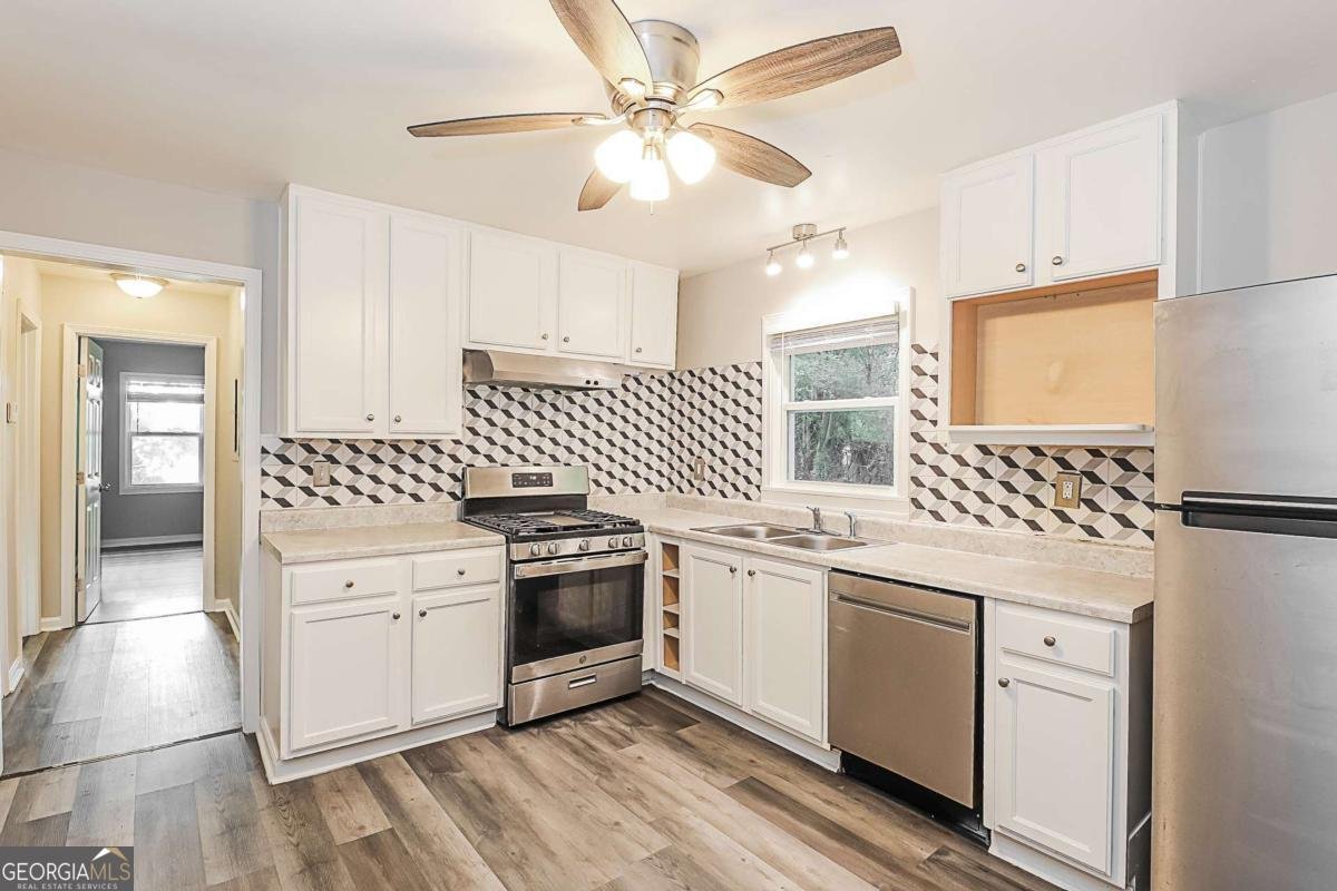 823 Catherine Street Forest Park - 4