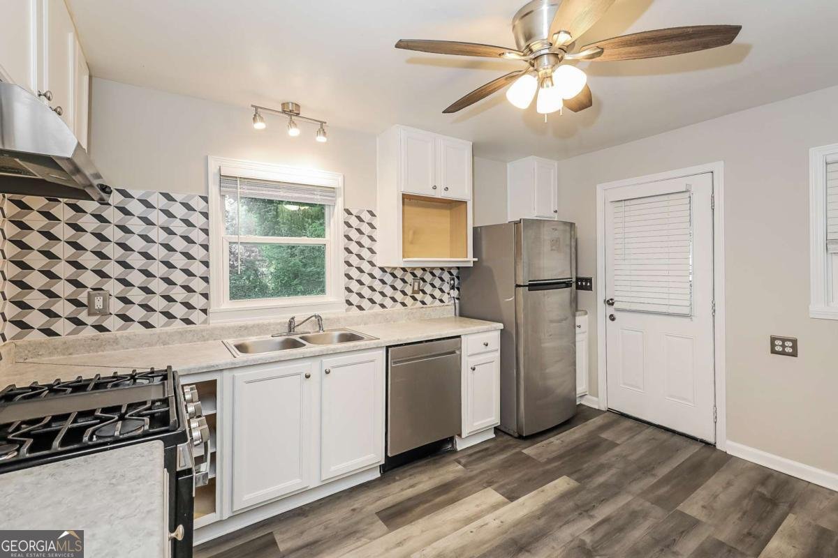 823 Catherine Street Forest Park - 6