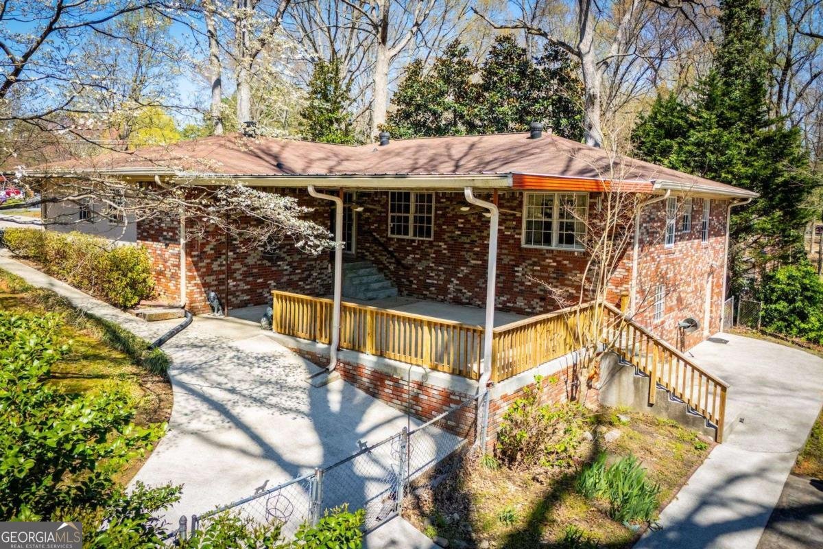 1181 Angelia Drive Mableton - 40