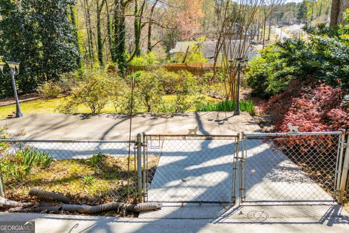 1181 Angelia Drive Mableton - 41