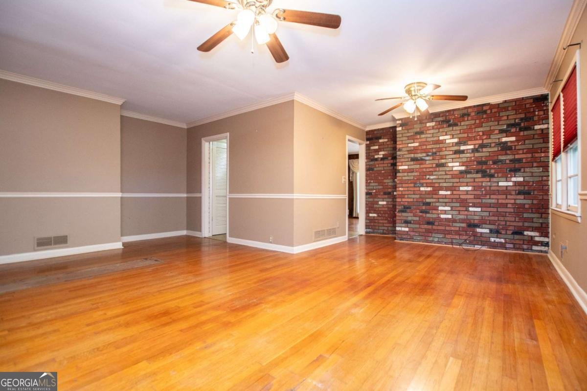 1181 Angelia Drive Mableton - 55