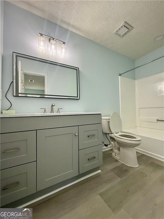 5075 FOREST DOWNS Lane Atlanta - 16