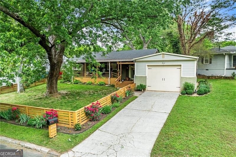 2364 Woodside Way Atlanta - 1