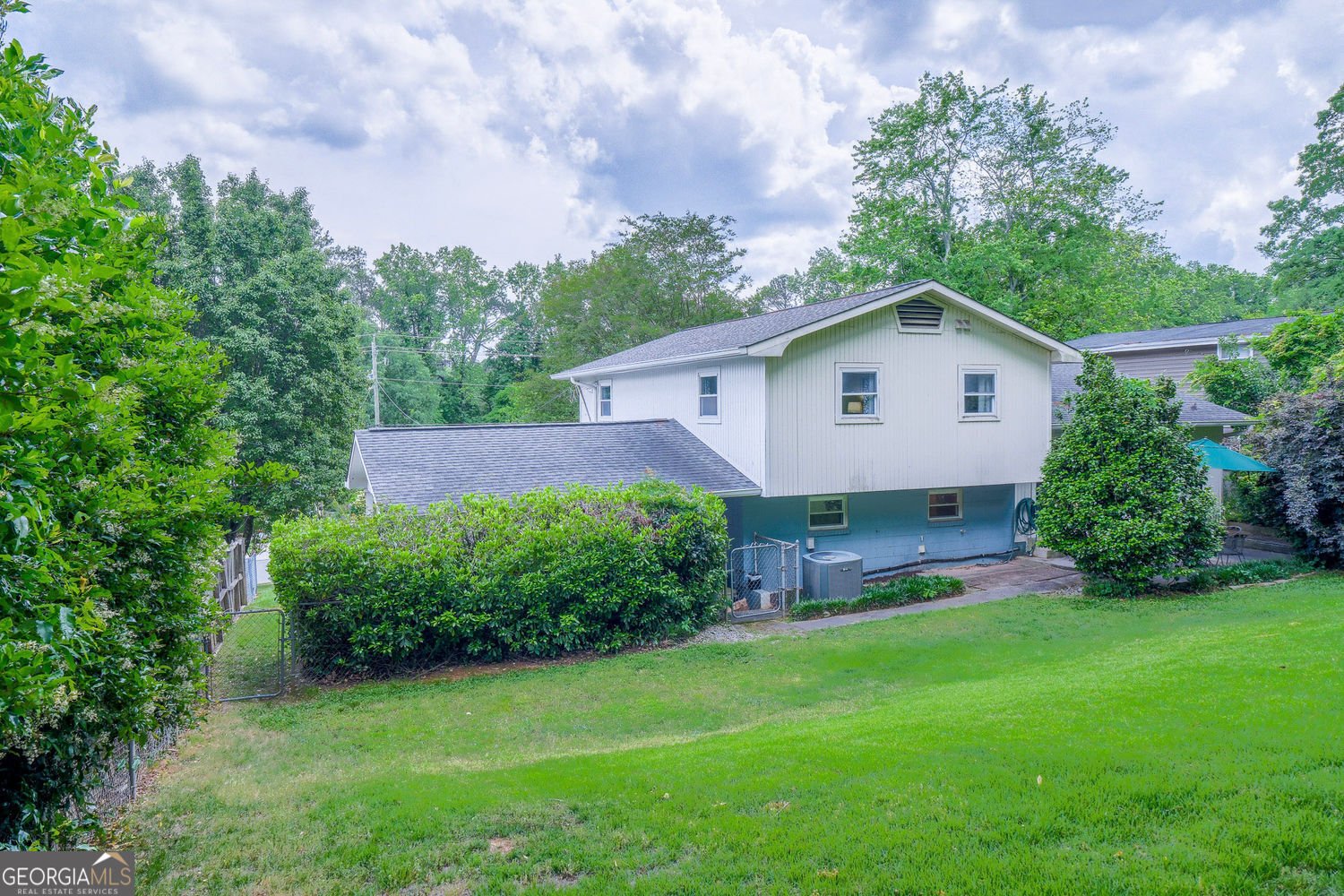 2592 Dresden Drive Atlanta - 23