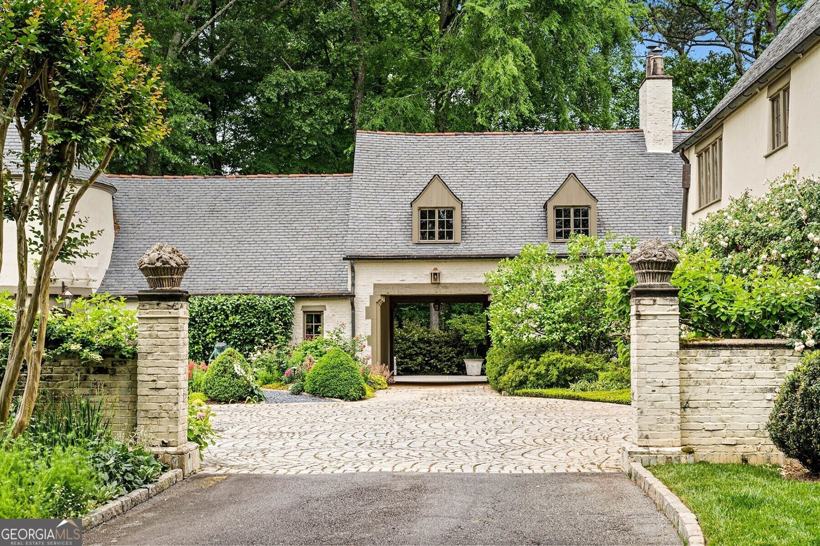 675 Paces Ferry Road Atlanta - 1