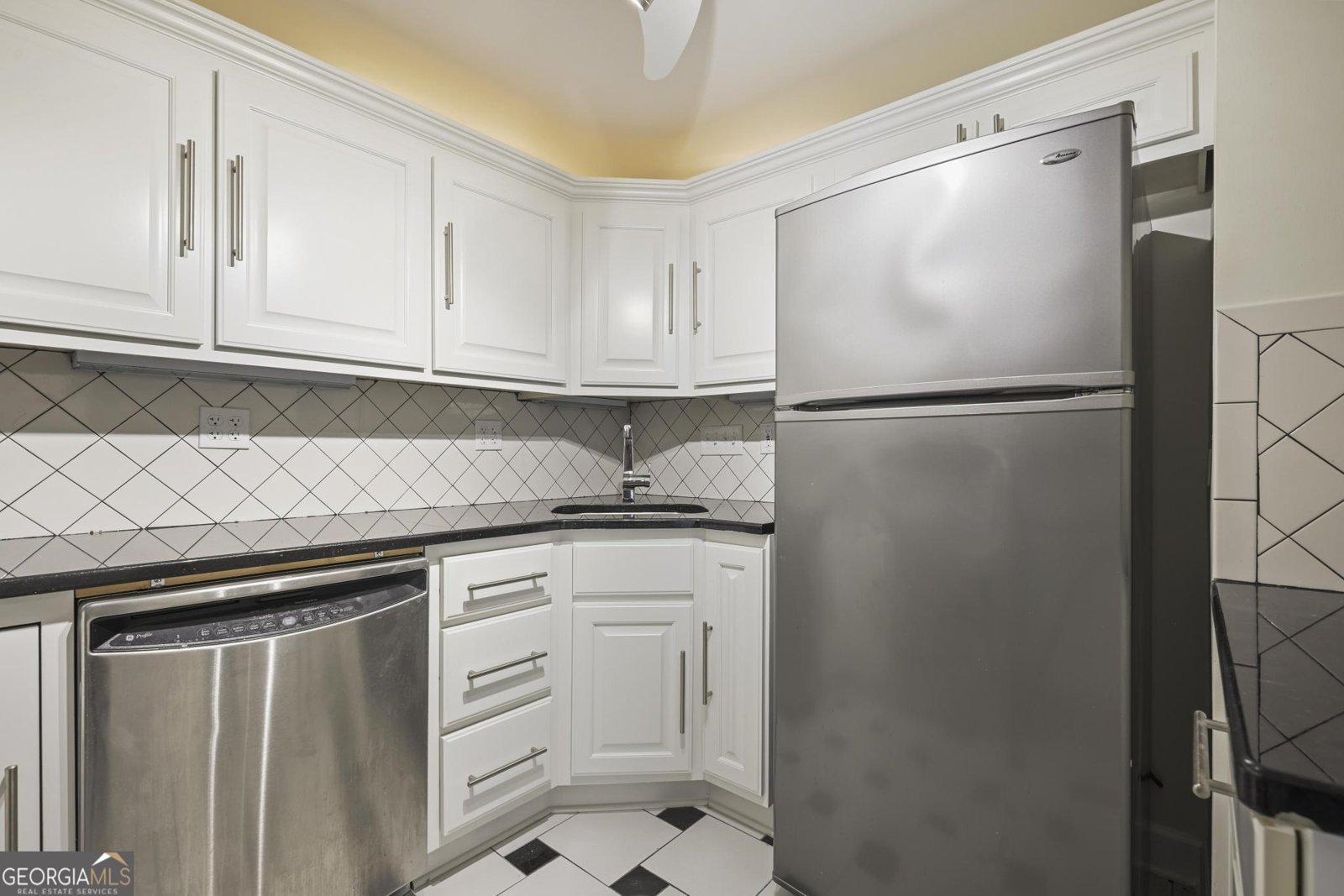 2637 Peachtree Road Atlanta - 14