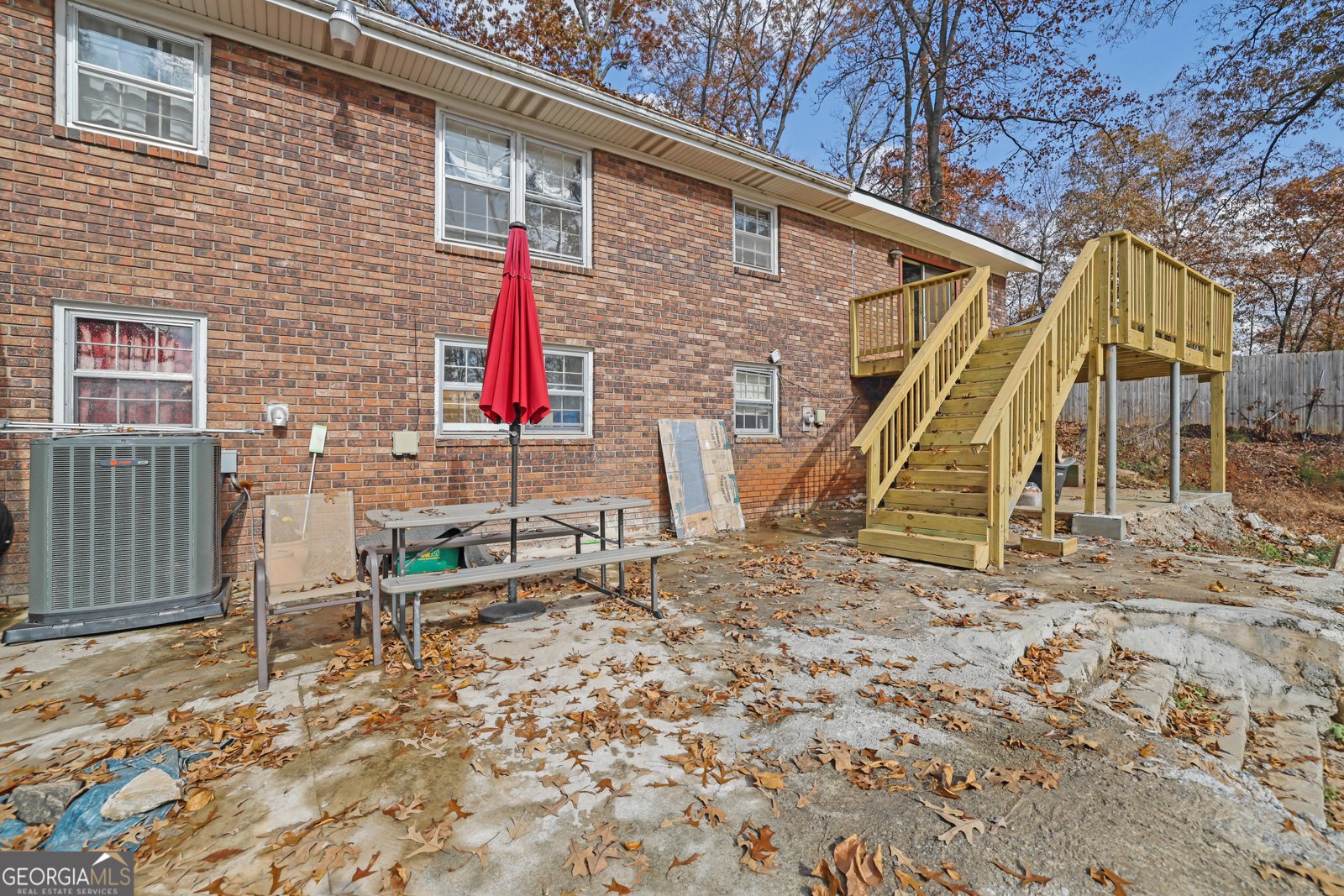 1192 Pathfinder Road Marietta - 37