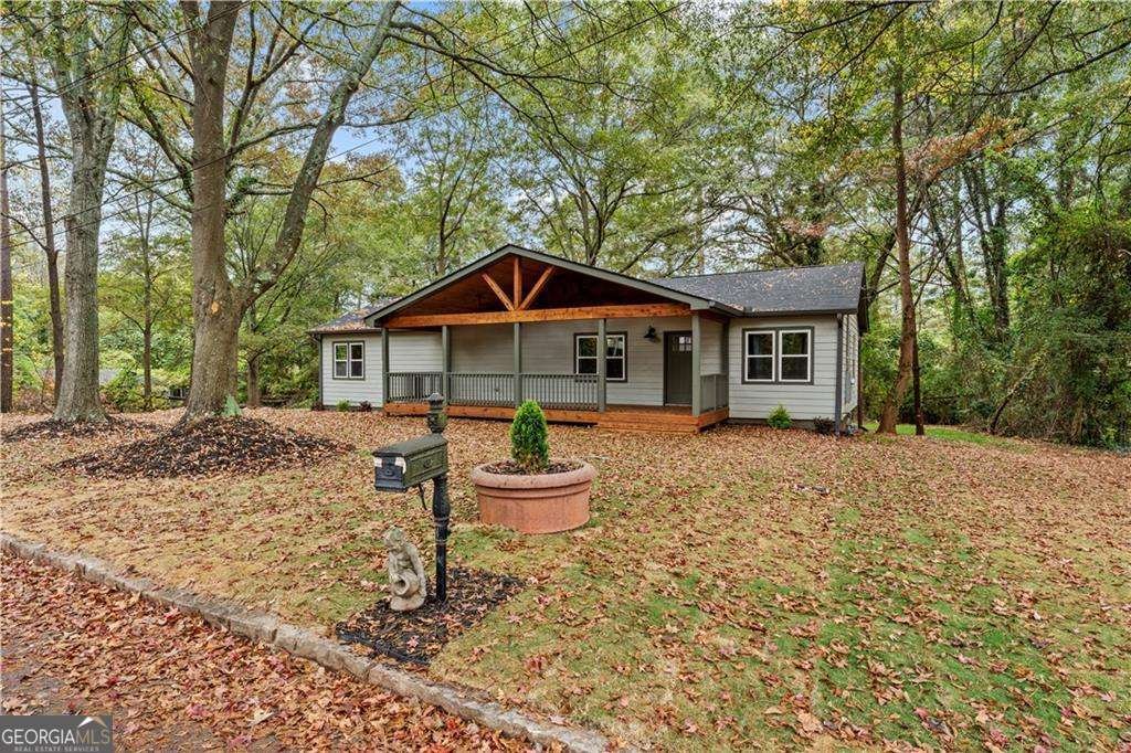 2205 Stockbridge Drive Atlanta - 1