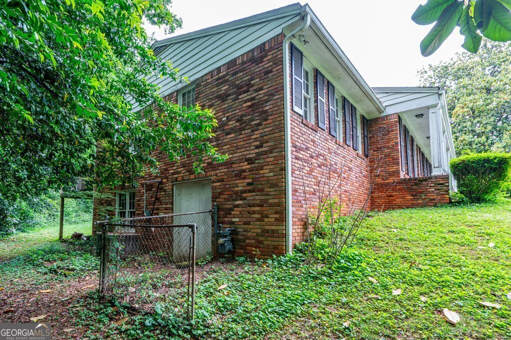3916 Ridgewood Drive Smyrna - 3