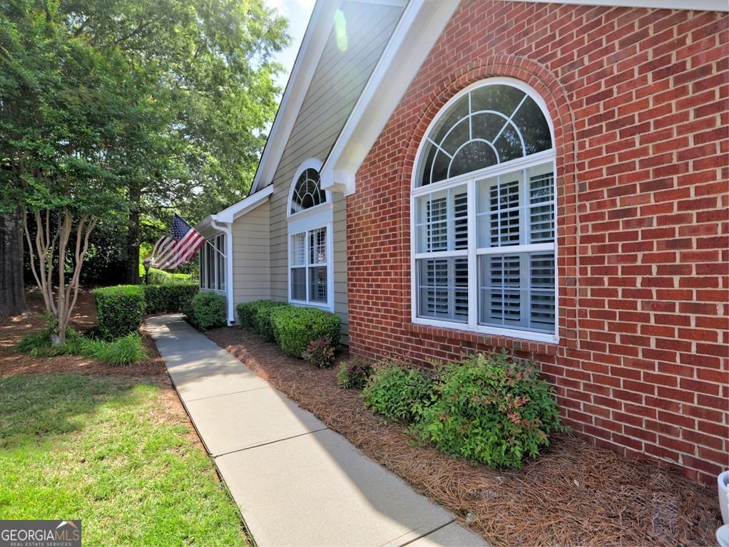 174 Vintage Club Circle Marietta - 2