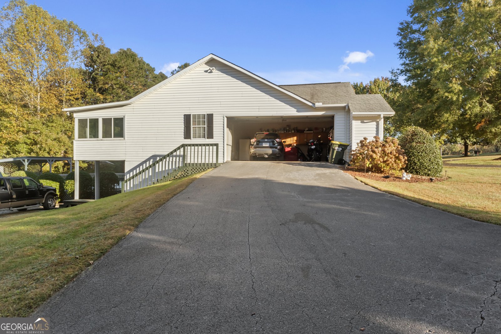 191 Roberts Way Cornelia - 1