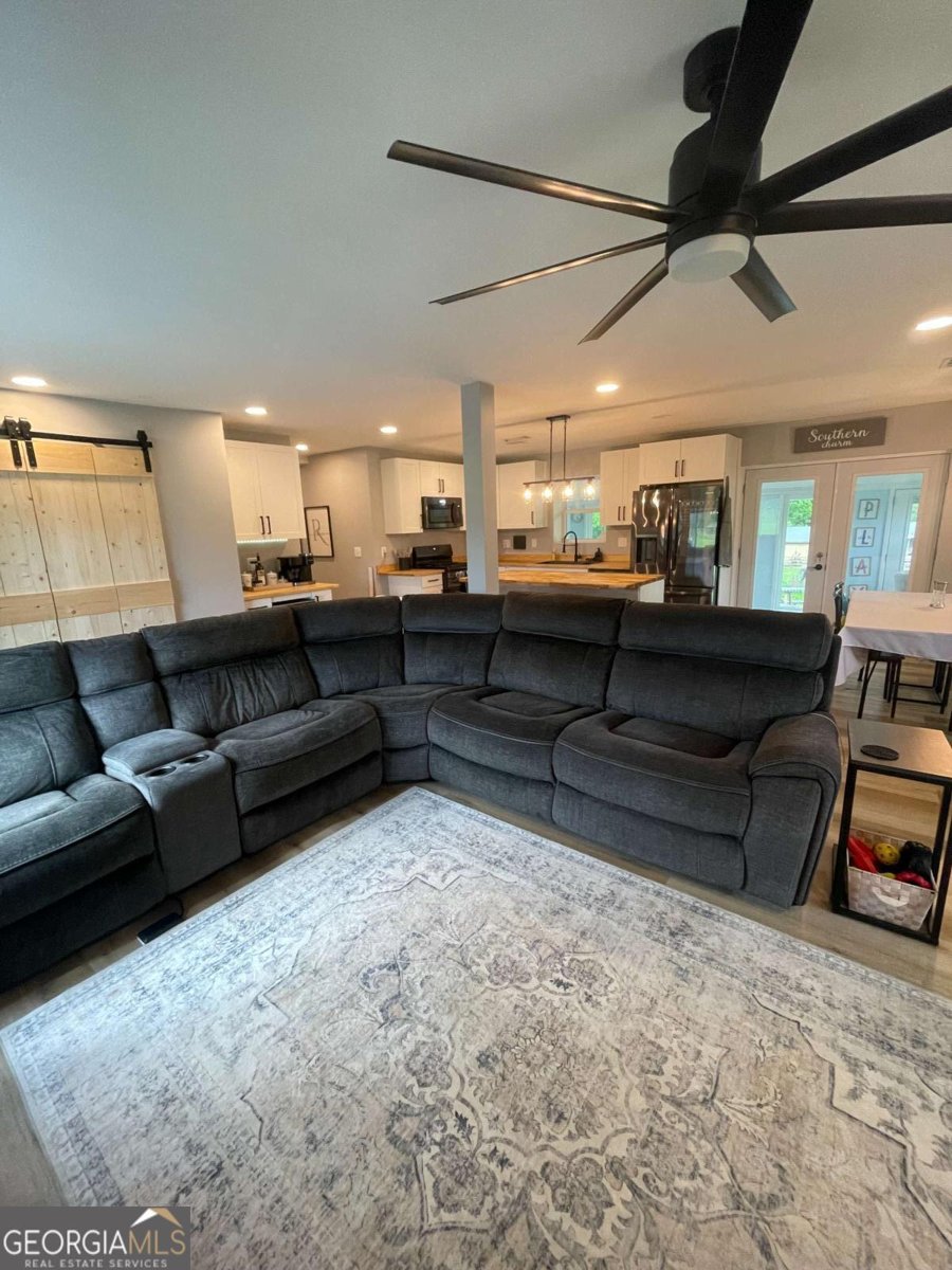 433 Spring Place Reseca Road Resaca - 23