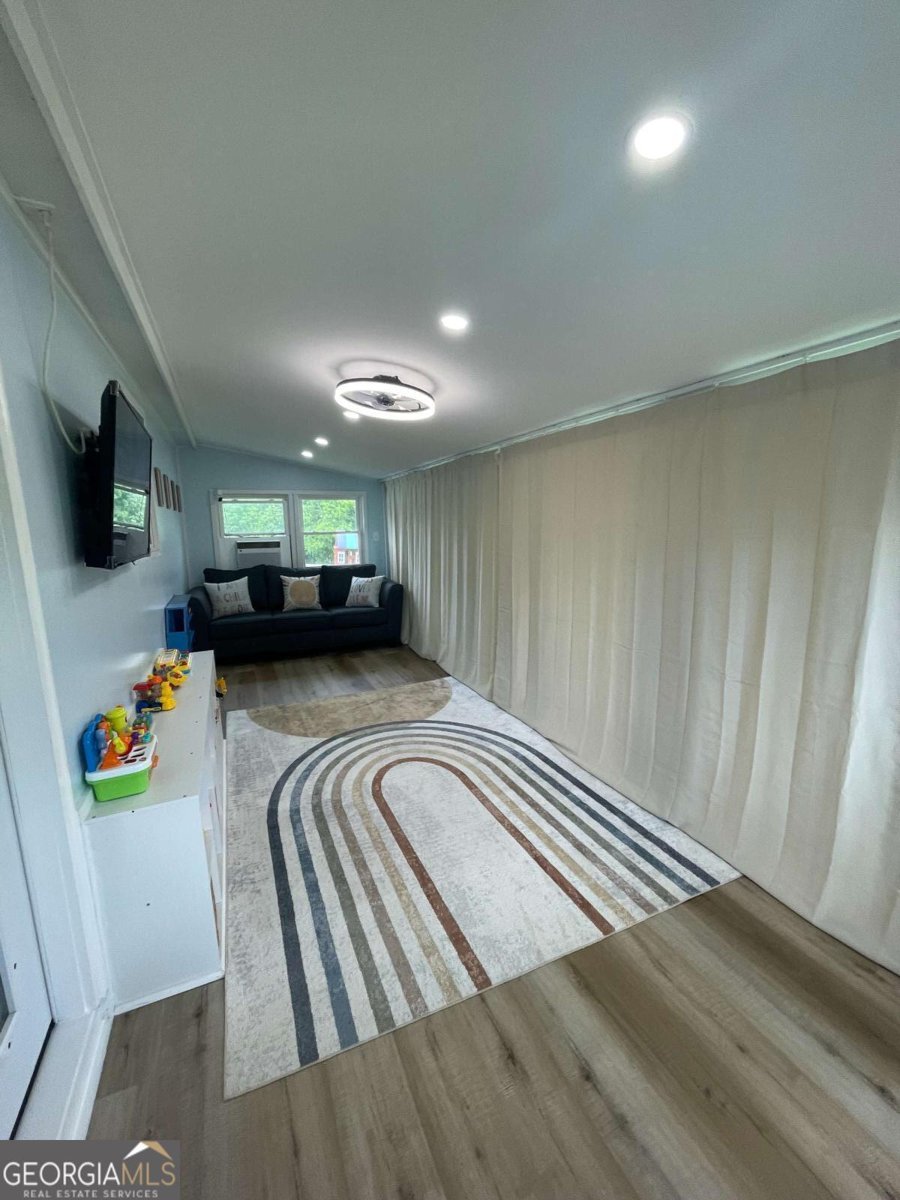 433 Spring Place Reseca Road Resaca - 29