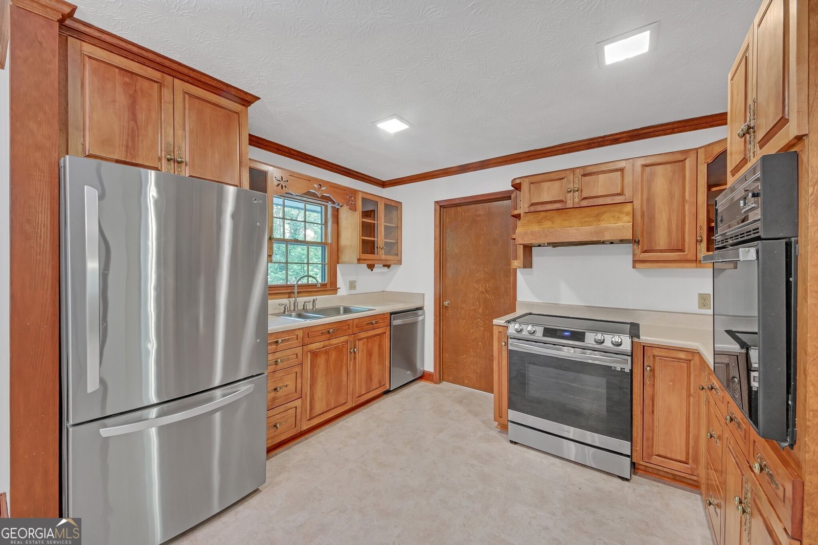 4856 Rock Haven Drive Lilburn - 9