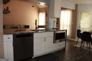 5022 Cliff Top Drive Loganville - 10