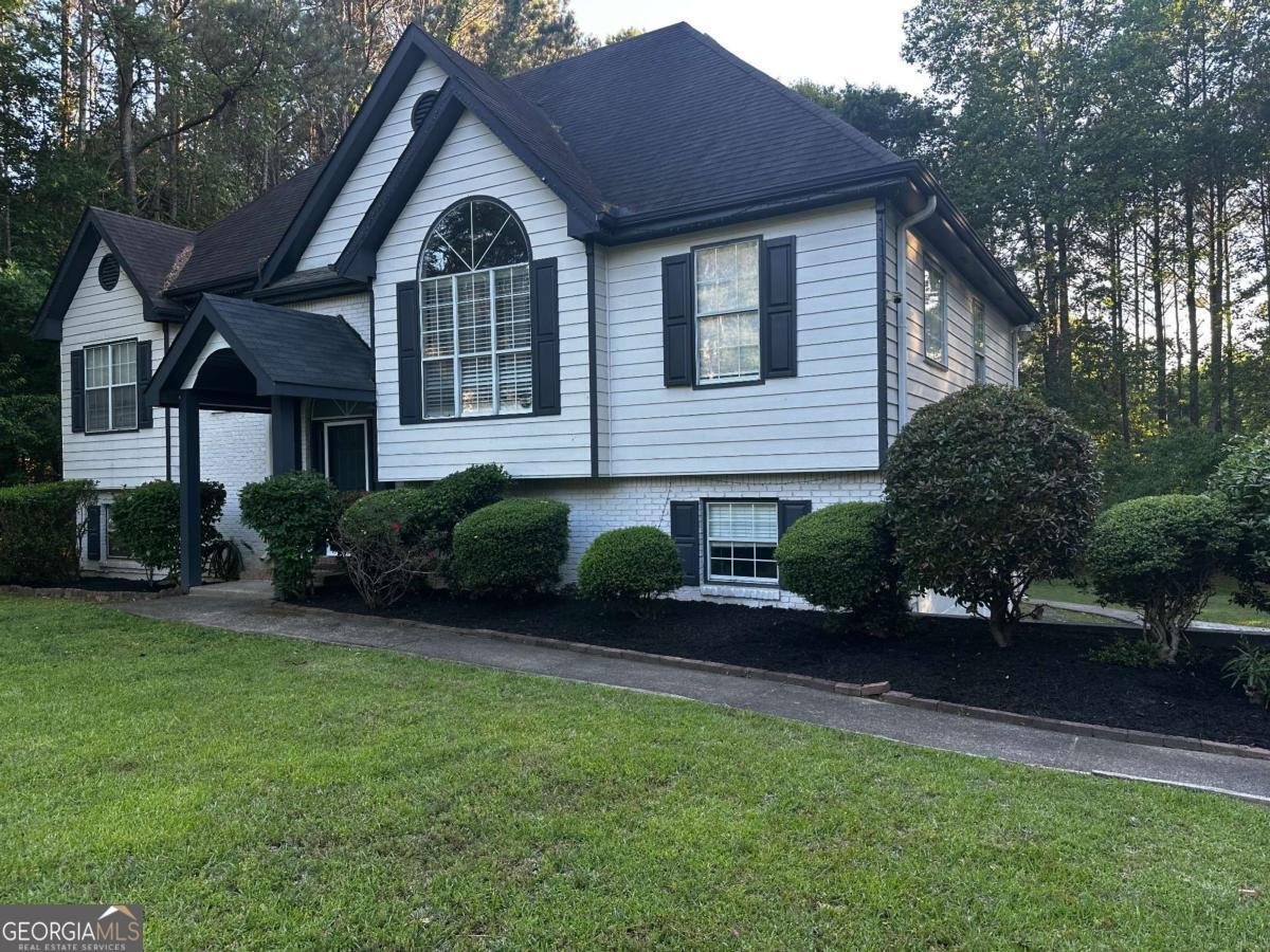 5022 Cliff Top Drive Loganville - 2