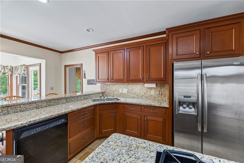 1402 Bromley Snellville - 17