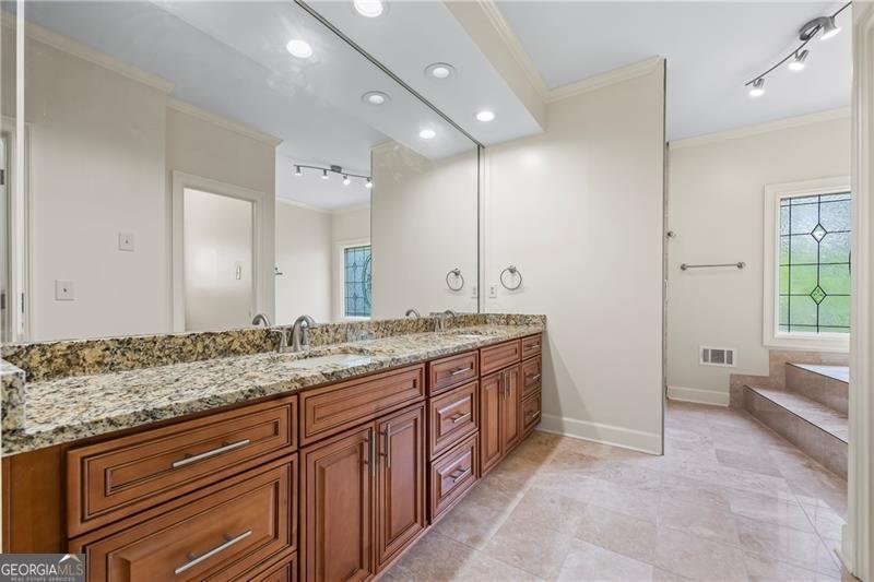 1402 Bromley Snellville - 35