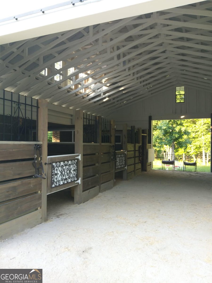 155 Green Meadow Lane Fayetteville - 17