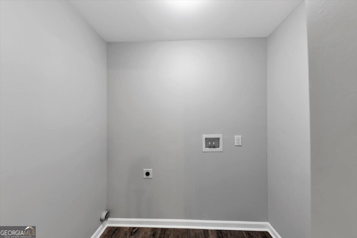 212 LAKE FOREST Drive Acworth - 23