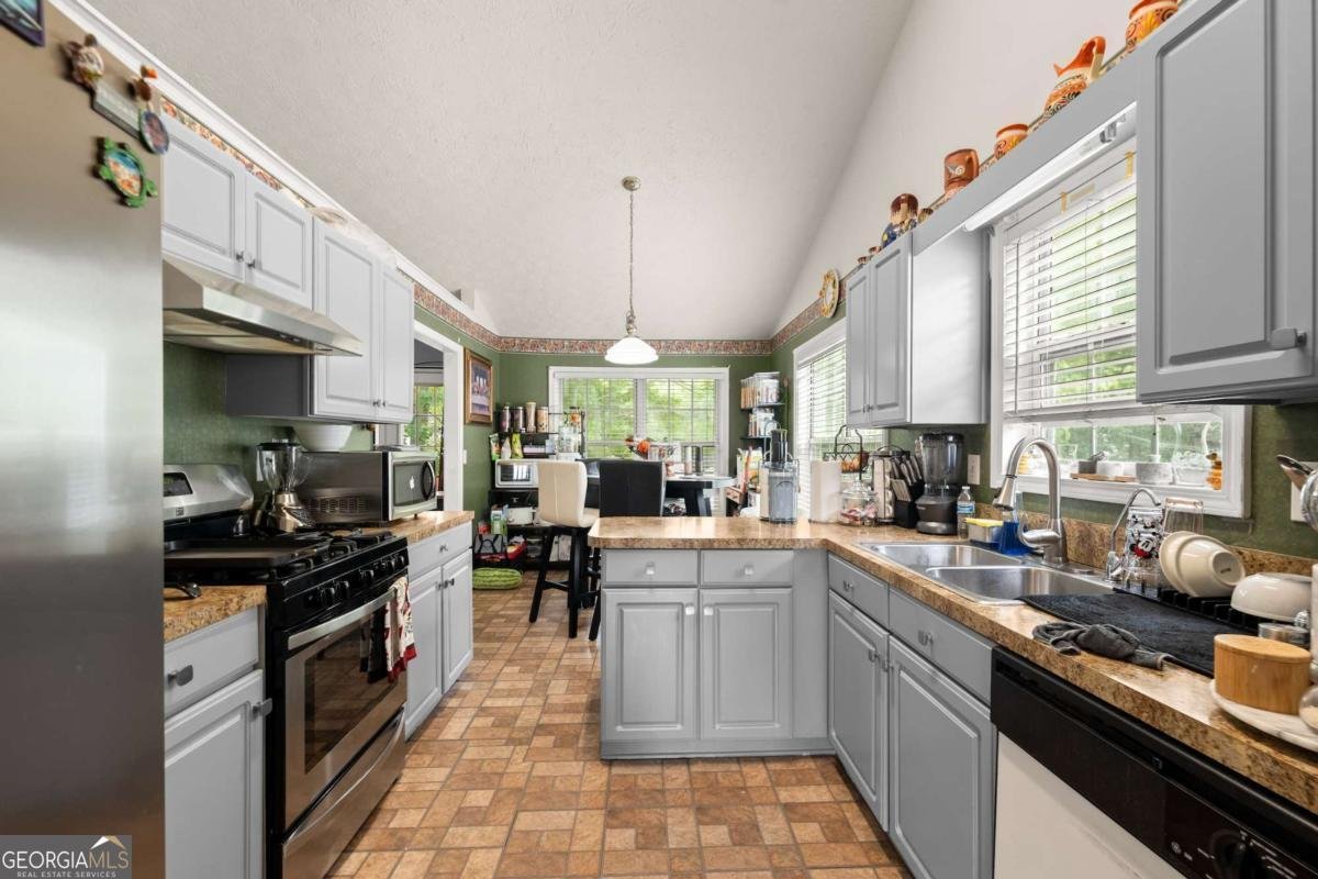 1647 Tunbridge Lane Lawrenceville - 16