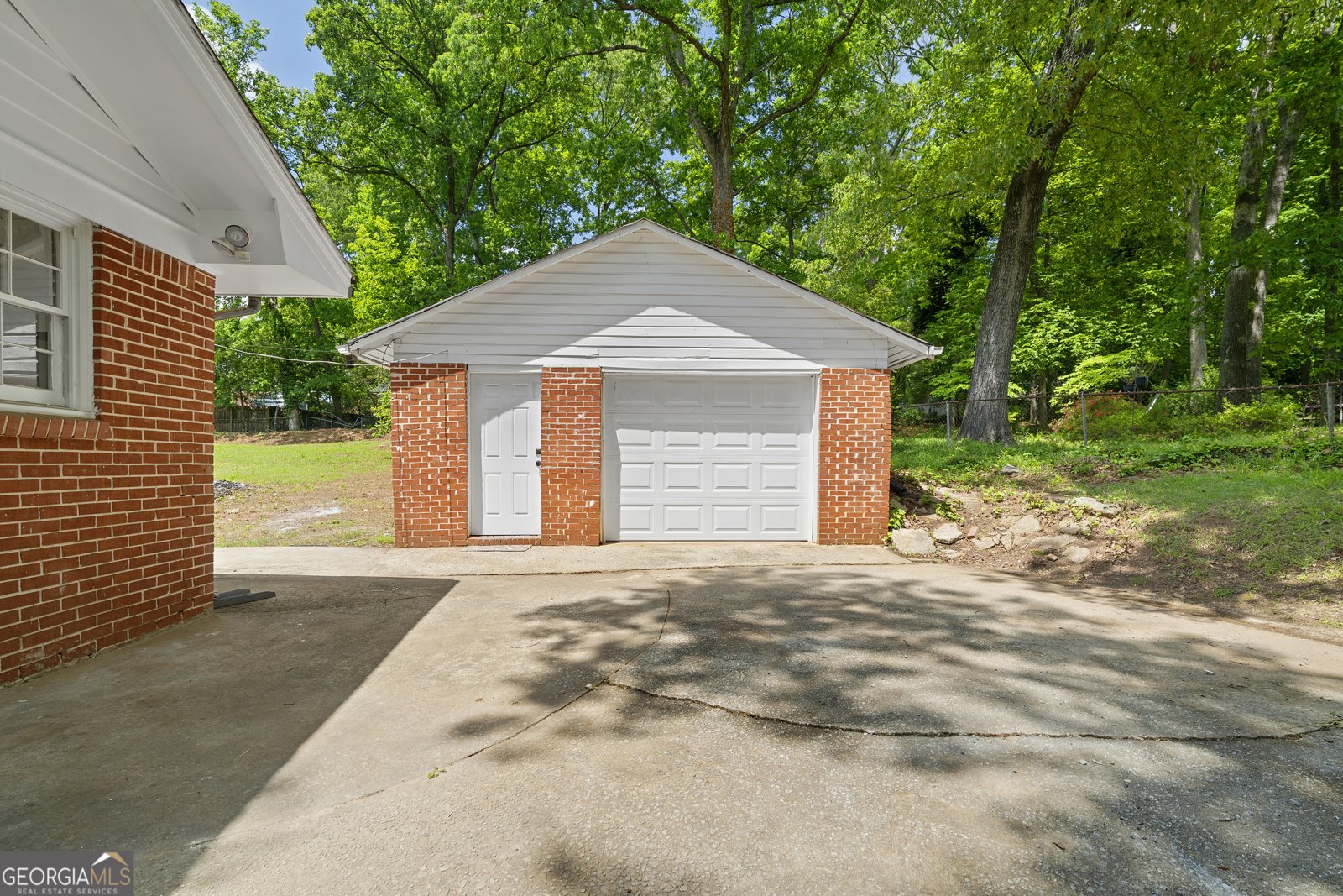4356 Executive Drive Stone Mountain - 36