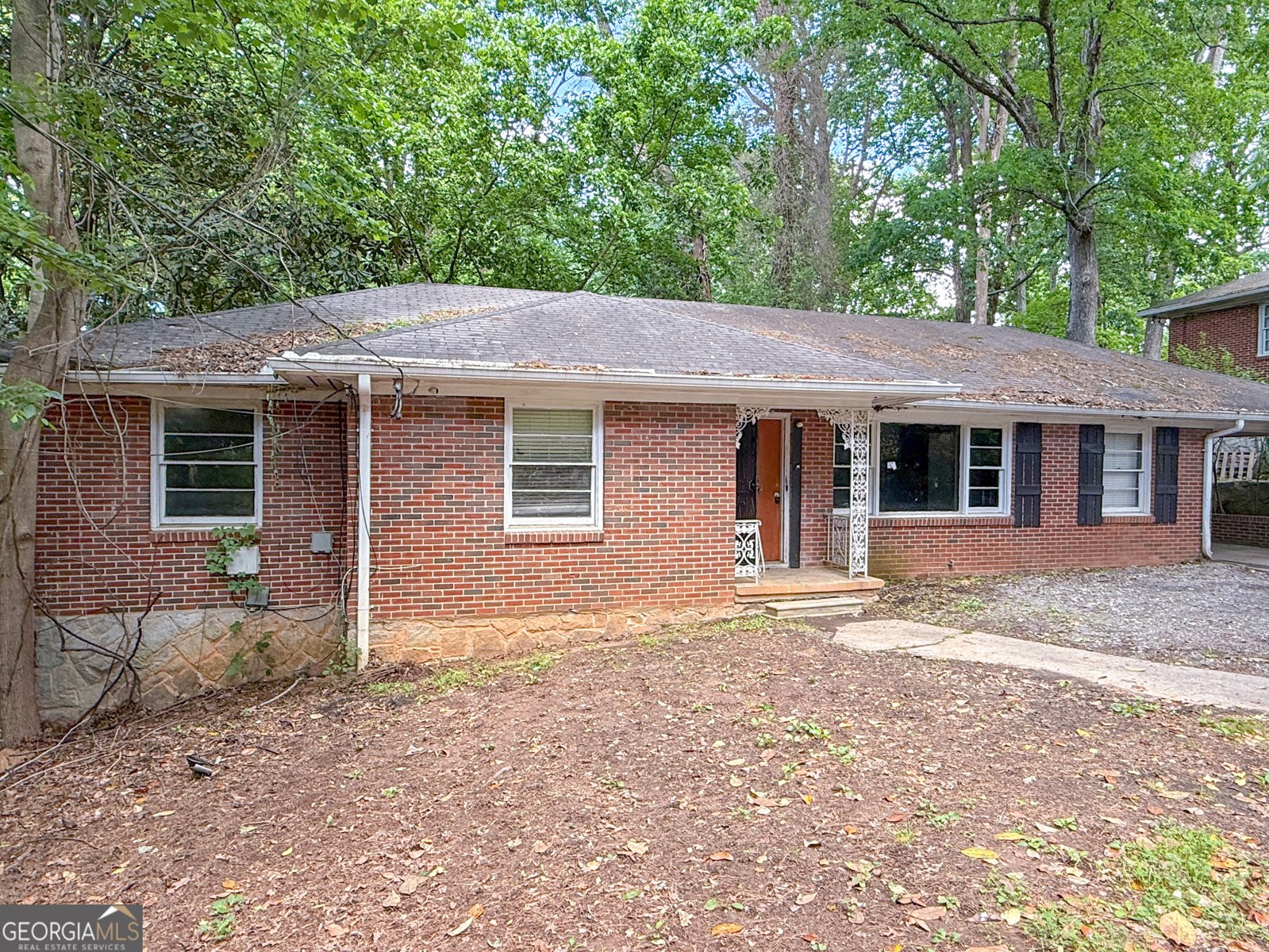 668 Lynn Circle Atlanta - 1