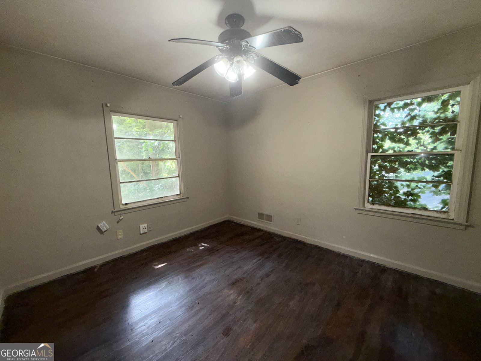 668 Lynn Circle Atlanta - 10