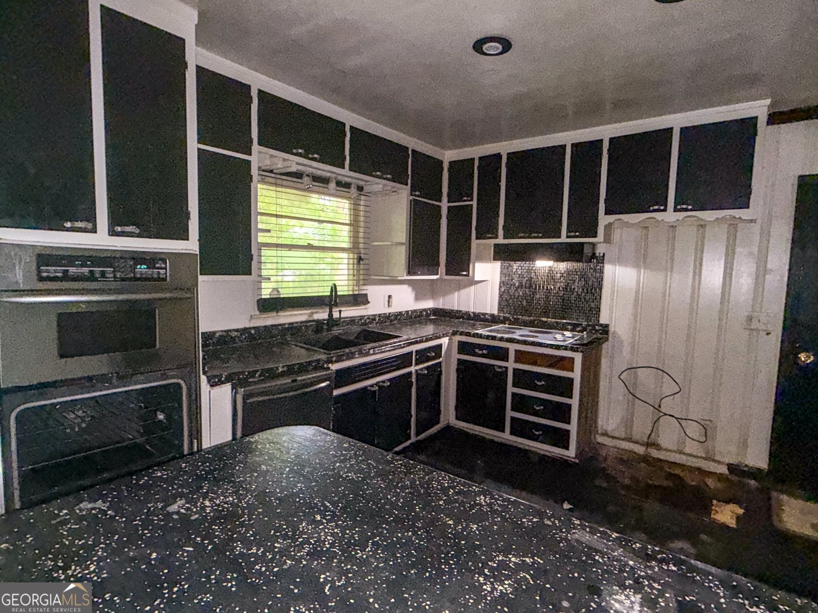 668 Lynn Circle Atlanta - 6