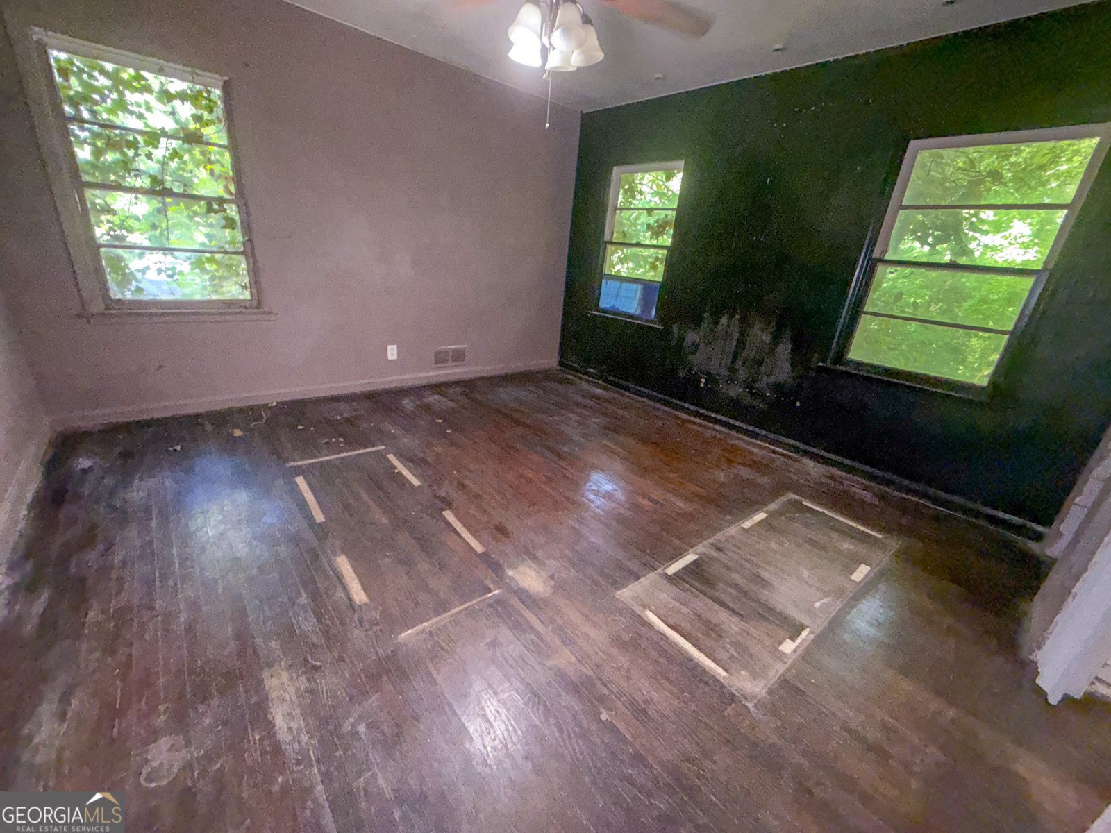 668 Lynn Circle Atlanta - 9