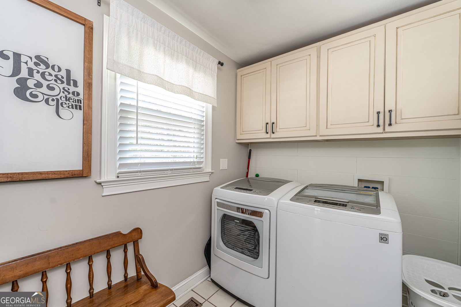 1891 Wayside Road Kingston - 25