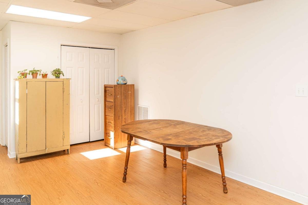 17 Hampton Way Carrollton - 60