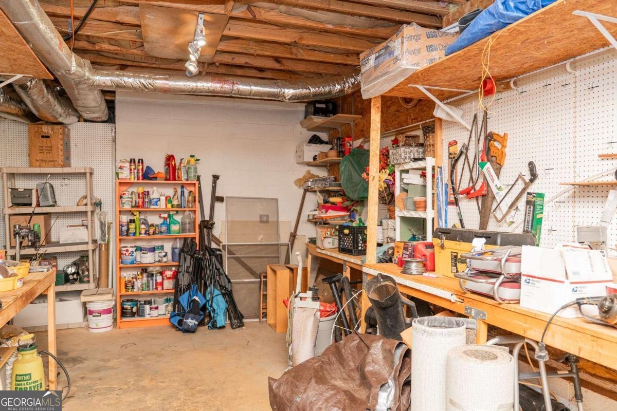 17 Hampton Way Carrollton - 66