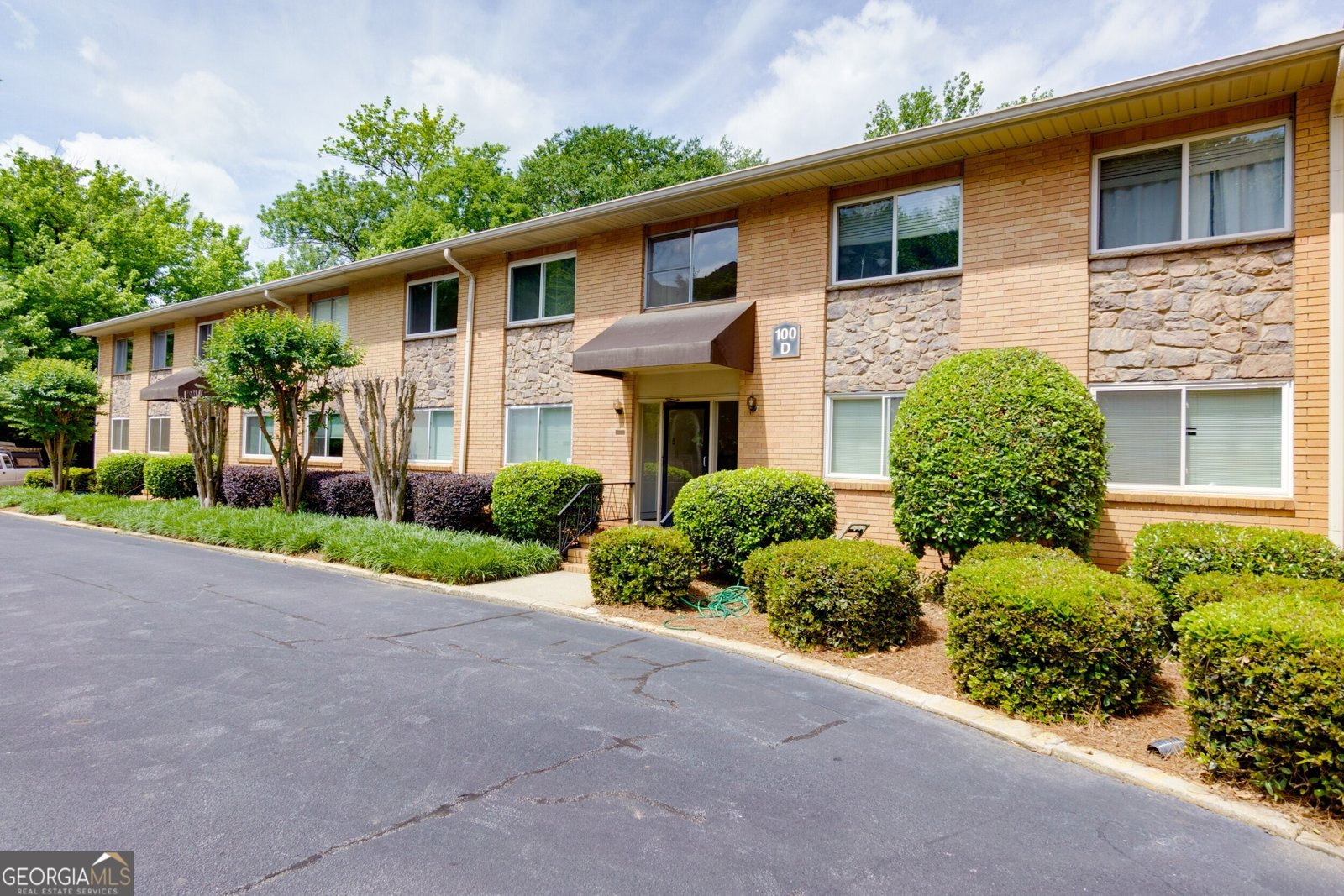 100 Biscayne Drive Atlanta - 16