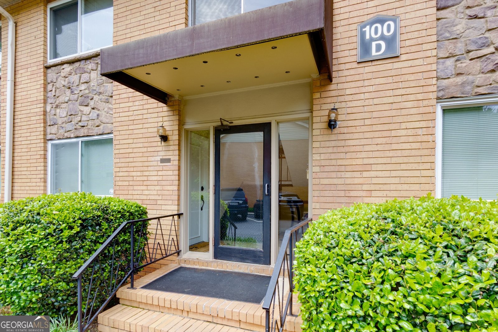 100 Biscayne Drive Atlanta - 17