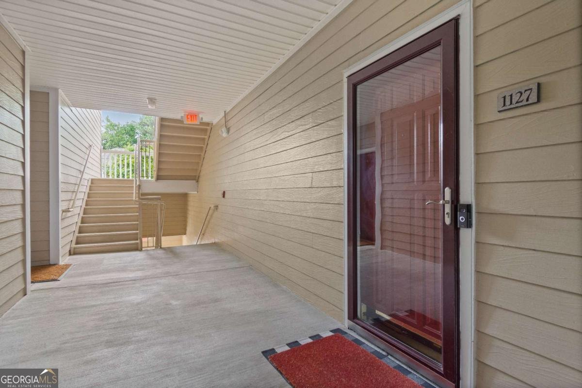 1127 Whitshire Way Alpharetta - 4