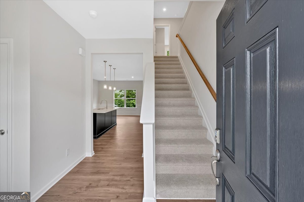 4556 Sweetlake Court Mableton - 2