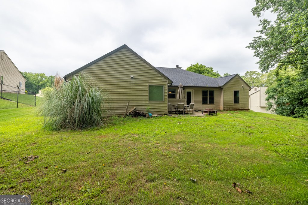 1553 SHOAL CREEK Drive Winder - 42