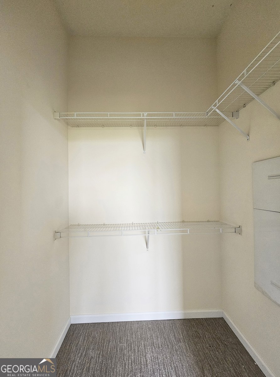 870 MAYSON TURNER Road Atlanta - 17